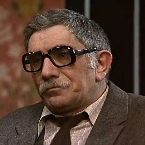 Armen Dzhigarkhanyan est Maigret
