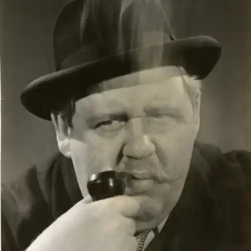Charles Laughton, Maigret